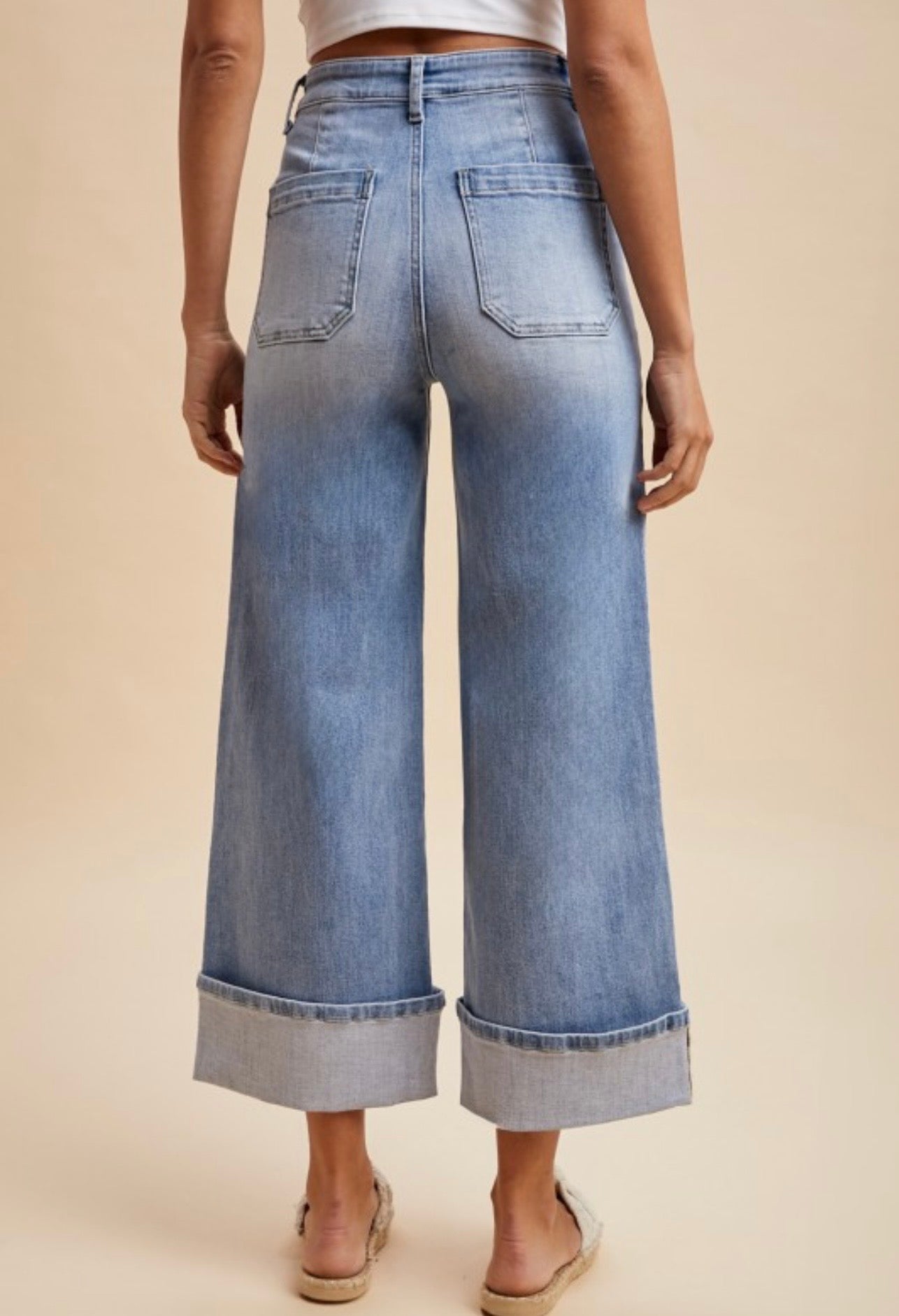 WIDE LEG CUFF JEANS