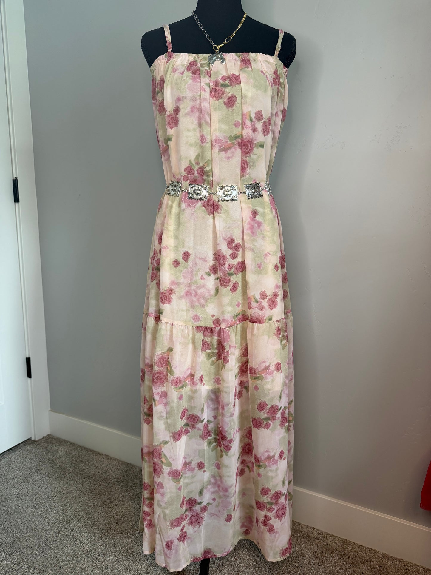CHIFFON FLORAL MAXI DRESS