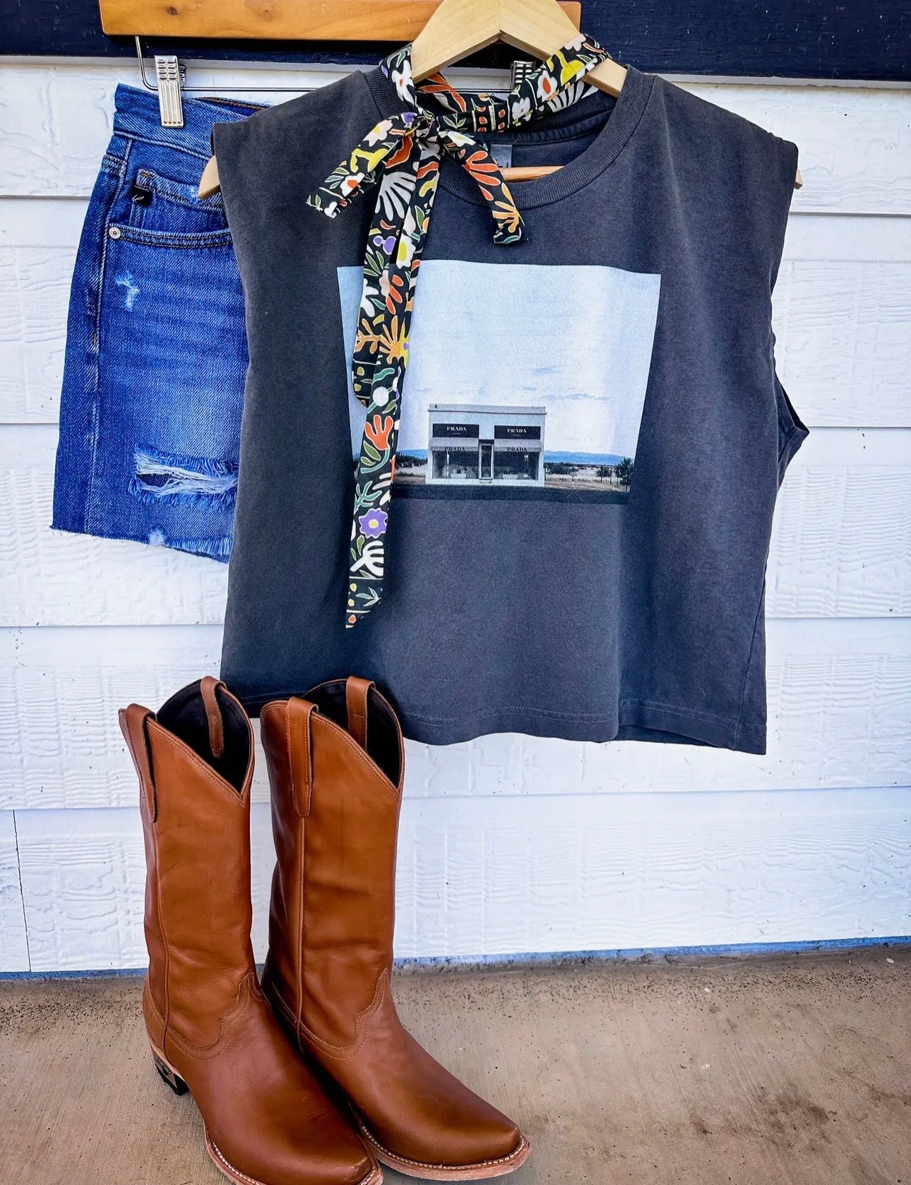 ICONIC MARFA BOXY TANK